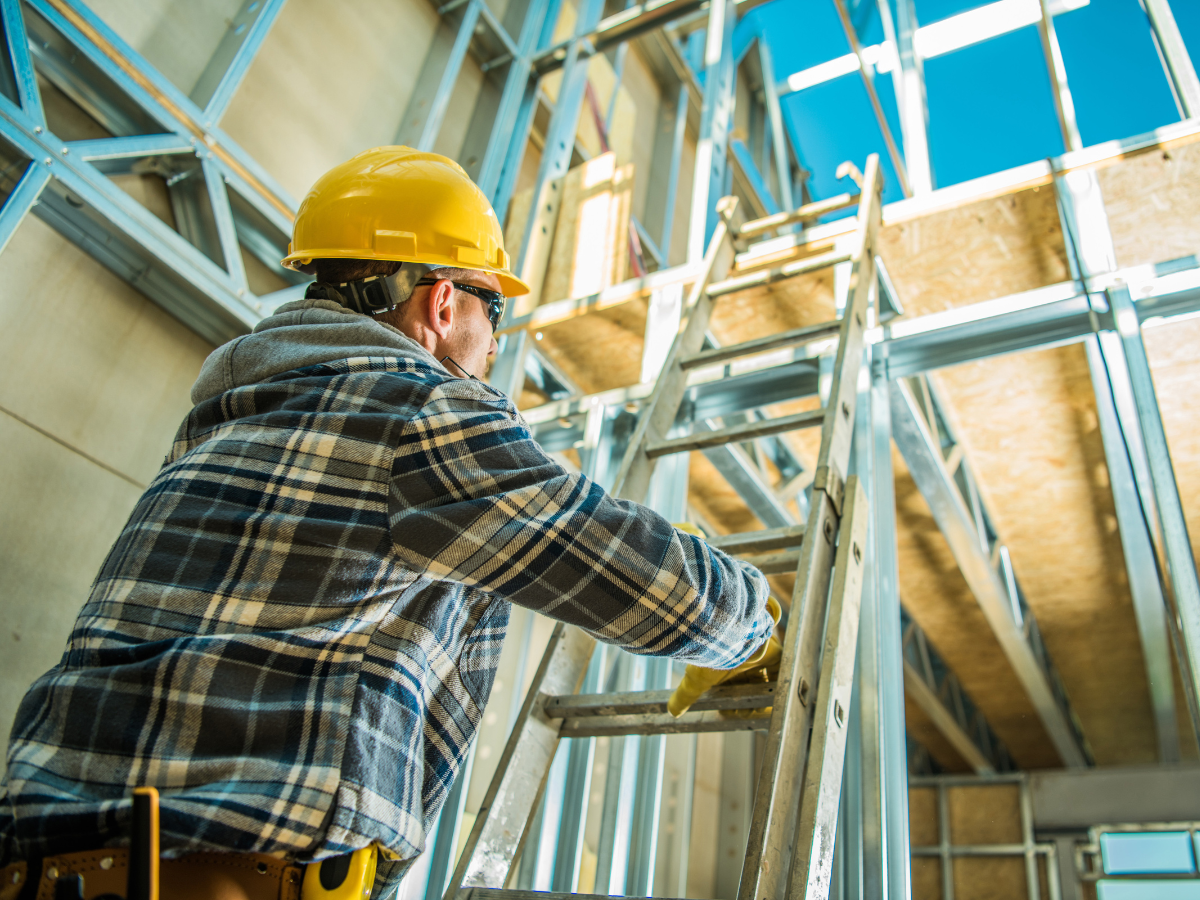 Top benefits of using customisable ladder inspection tags in your operations